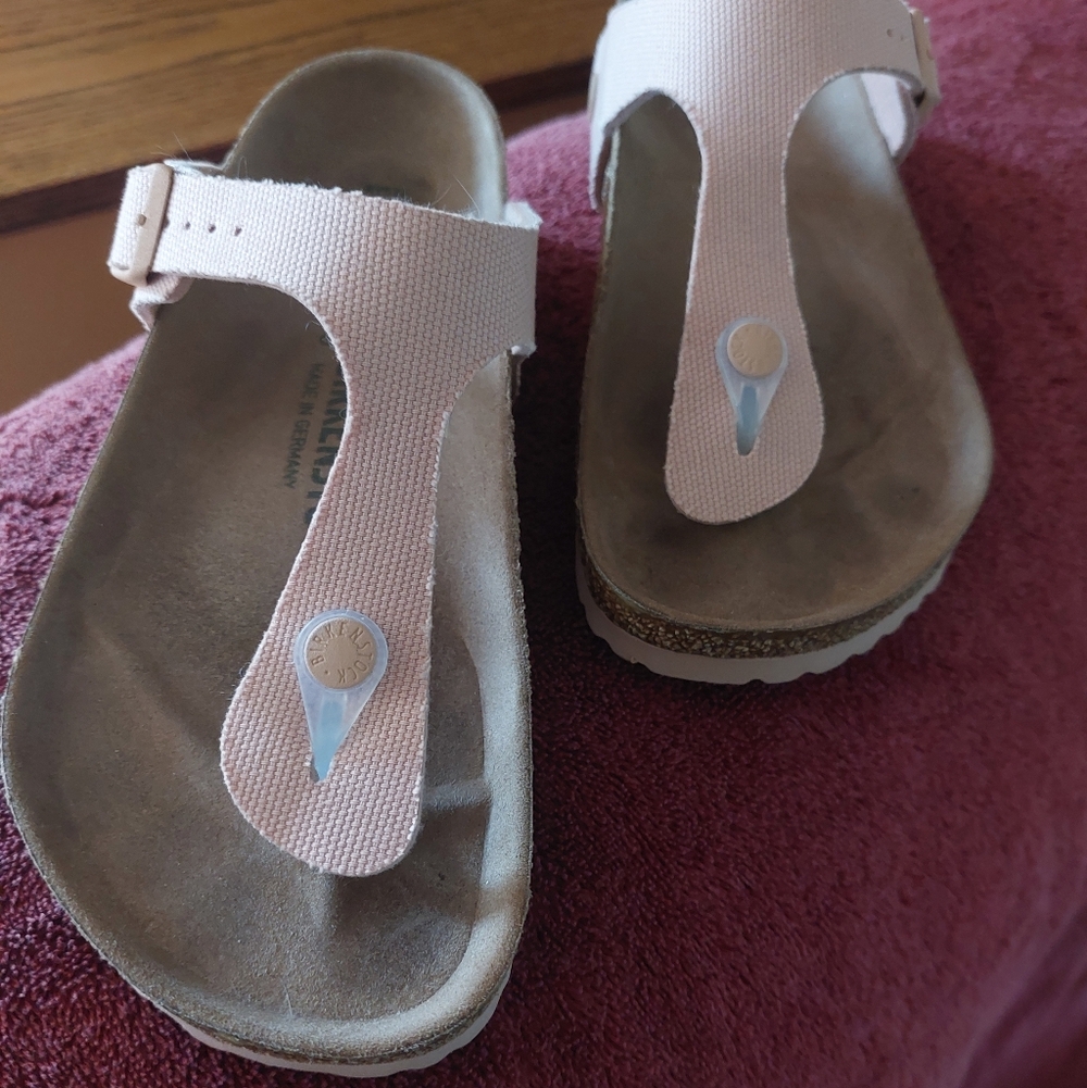 Birkenstock Gizeh thong sandals size 38 light pink Vegan canvas Beach
